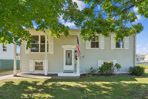 Photo of 1517 4th Avenue, Camanche, IA 52730 (MLS # 12768859)