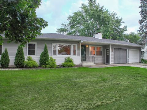 Photo of 1340 N Main Street, Sycamore, IL 60178 (MLS # 12488913)