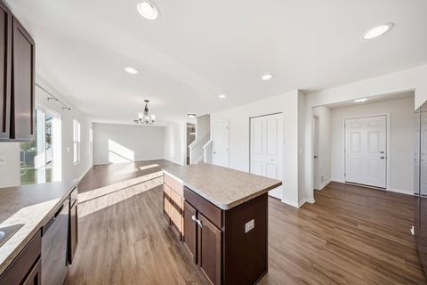 Tiny photo for 949 Hyte Street, Plano, IL 60545 (MLS # 12517591)