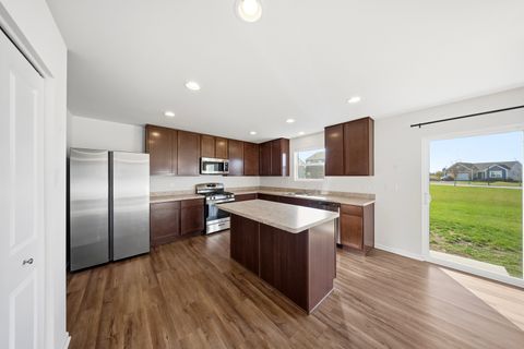 Tiny photo for 949 Hyte Street, Plano, IL 60545 (MLS # 12517591)