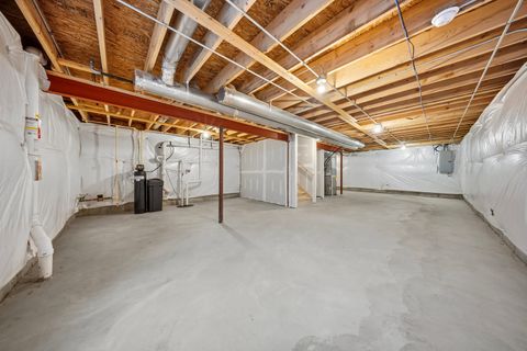 Tiny photo for 949 Hyte Street, Plano, IL 60545 (MLS # 12517591)