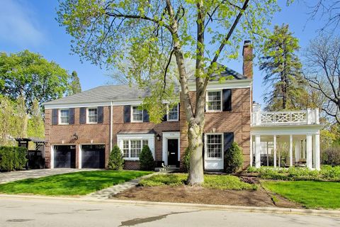 Photo of 516 E Fairview Street, Arlington Heights, IL 60005 (MLS # 12628575)