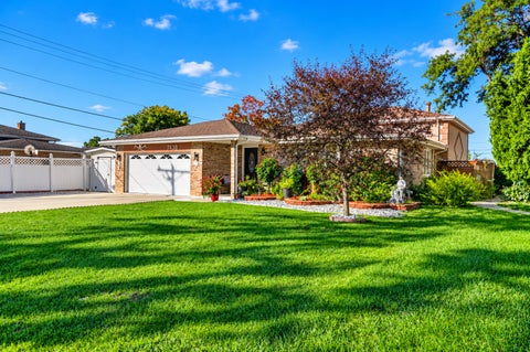Tiny photo for 7438 Beloit Avenue, Bridgeview, IL 60455 (MLS # 12780105)