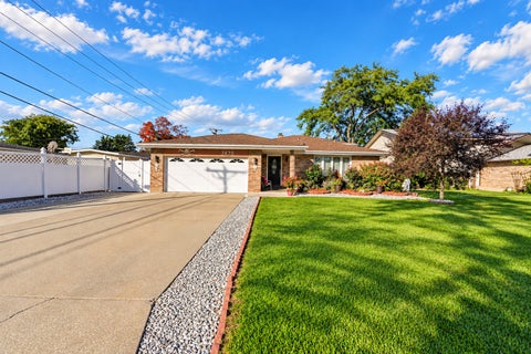 Photo of 7438 Beloit Avenue, Bridgeview, IL 60455 (MLS # 12780105)