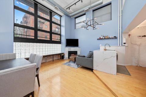 Tiny photo for 1601 S Michigan Avenue #108, Chicago, IL 60616 (MLS # 12509163)
