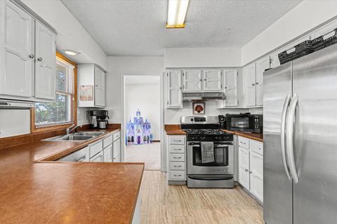 Tiny photo for 3120 Moraine Drive, Champaign, IL 61822 (MLS # 12559073)