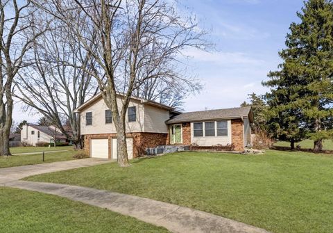 Tiny photo for 3120 Moraine Drive, Champaign, IL 61822 (MLS # 12559073)