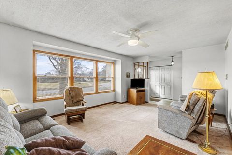 Tiny photo for 3120 Moraine Drive, Champaign, IL 61822 (MLS # 12559073)