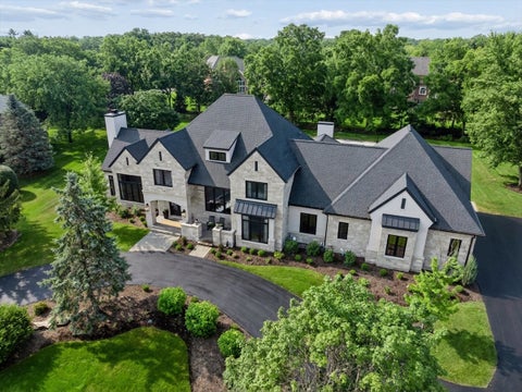 Photo of 14 CARNOUSTIE Lane, Inverness, IL 60067 (MLS # 12769832)