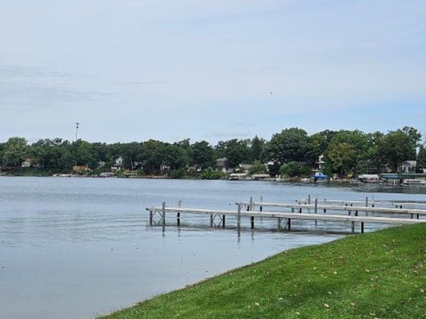 Tiny photo for 33147 N Lake Shore Drive, Grayslake, IL 60030 (MLS # 12791547)