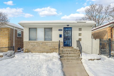 Photo of 4322 S Keating Avenue, Chicago, IL 60632 (MLS # 12529461)