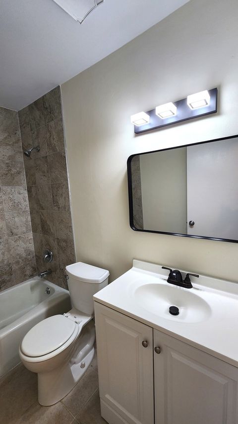 Tiny photo for 8 Oak Creek Drive #1803, Buffalo Grove, IL 60089 (MLS # 12517728)