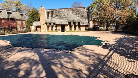 Tiny photo for 8 Oak Creek Drive #1803, Buffalo Grove, IL 60089 (MLS # 12517728)