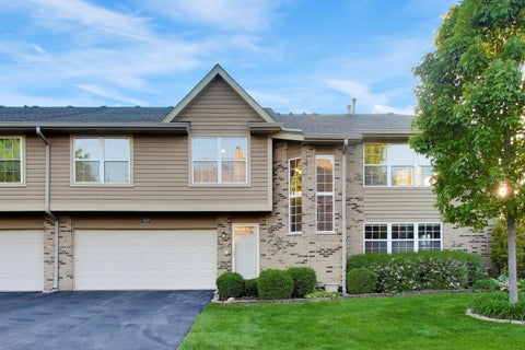 Tiny photo for 7957 Stewart Drive, Darien, IL 60561 (MLS # 12676303)