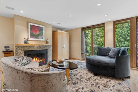 Tiny photo for 1318 N SUTTON Place, Chicago, IL 60610 (MLS # 12481315)