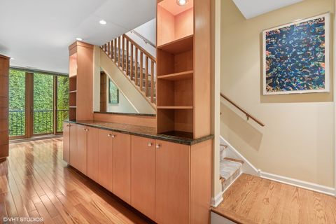 Tiny photo for 1318 N SUTTON Place, Chicago, IL 60610 (MLS # 12481315)