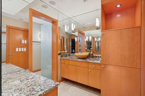 Tiny photo for 1318 N SUTTON Place, Chicago, IL 60610 (MLS # 12481315)