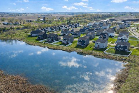 Tiny photo for 306 Atkinson Drive, Sugar Grove, IL 60554 (MLS # 12578858)