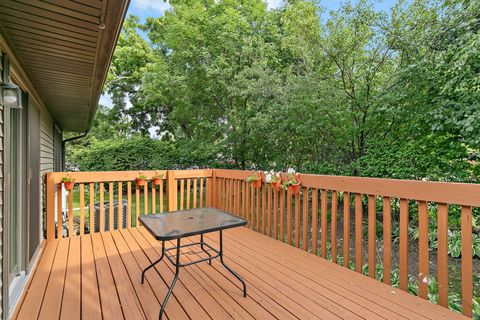 Tiny photo for 17 Garden Crescent Court #17, Elgin, IL 60123 (MLS # 12712062)
