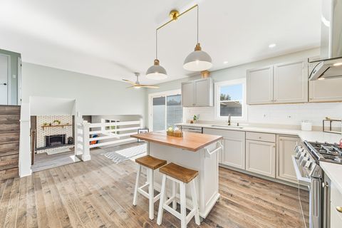 Tiny photo for 6923 154th Place, Oak Forest, IL 60452 (MLS # 12329456)