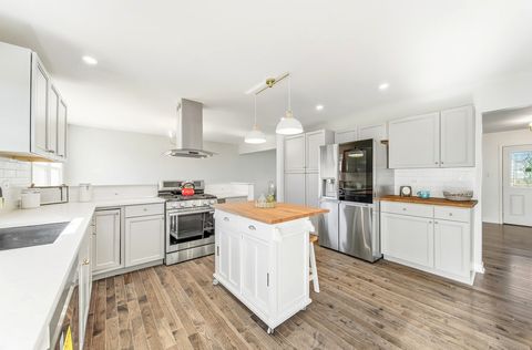 Tiny photo for 6923 154th Place, Oak Forest, IL 60452 (MLS # 12329456)