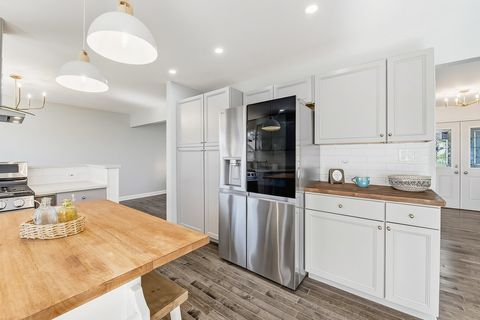 Tiny photo for 6923 154th Place, Oak Forest, IL 60452 (MLS # 12329456)