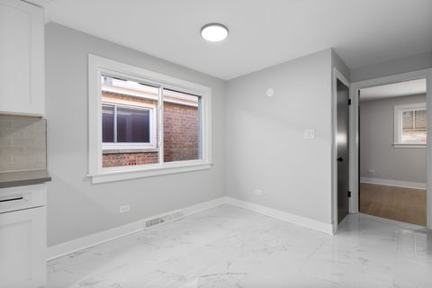 Tiny photo for 2964 W Columbus Avenue, Chicago, IL 60652 (MLS # 12574065)