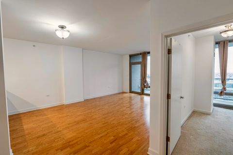 Tiny photo for 100 E 14th Street #1808, Chicago, IL 60605 (MLS # 12673109)