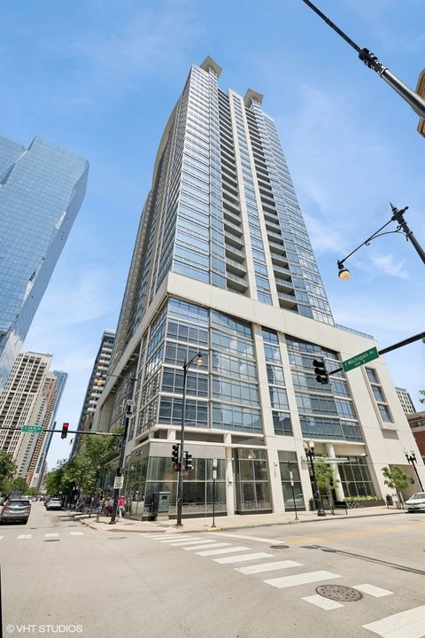 Photo of 100 E 14th Street #1808, Chicago, IL 60605 (MLS # 12673109)