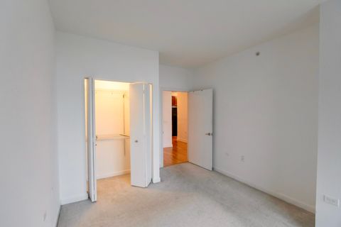 Tiny photo for 100 E 14th Street #1808, Chicago, IL 60605 (MLS # 12673109)