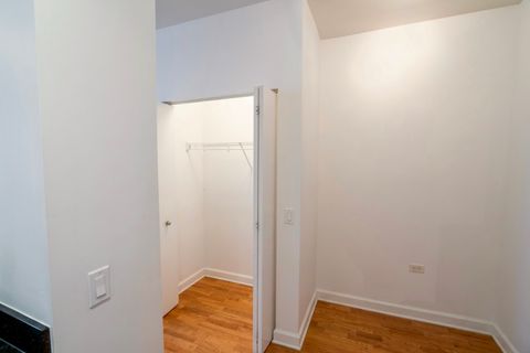 Tiny photo for 100 E 14th Street #1808, Chicago, IL 60605 (MLS # 12673109)