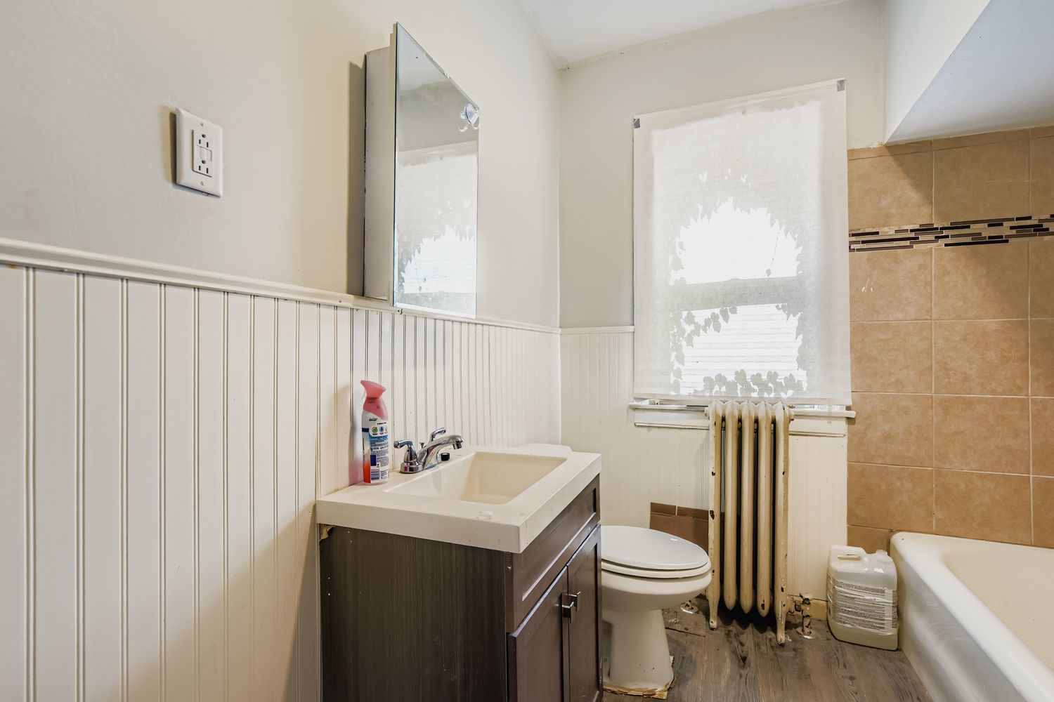 7705 S Paulina Street