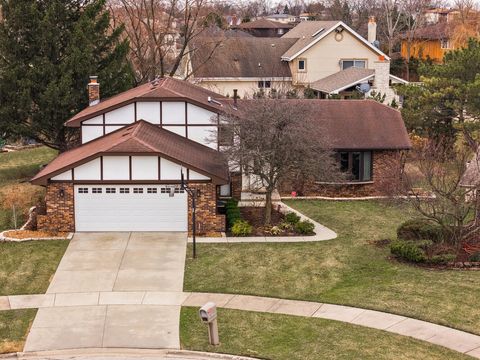 Tiny photo for 9716 S Kingsbury Court, Palos Hills, IL 60465 (MLS # 12601190)