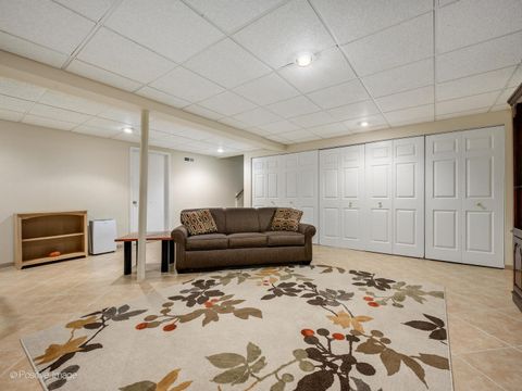 Tiny photo for 9716 S Kingsbury Court, Palos Hills, IL 60465 (MLS # 12601190)