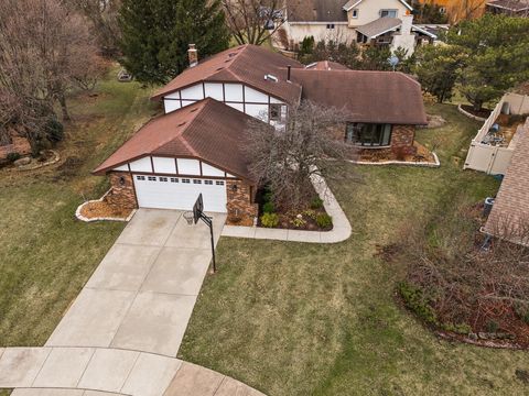 Tiny photo for 9716 S Kingsbury Court, Palos Hills, IL 60465 (MLS # 12601190)