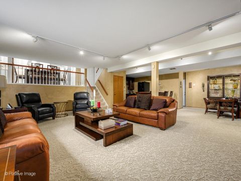 Tiny photo for 9716 S Kingsbury Court, Palos Hills, IL 60465 (MLS # 12601190)