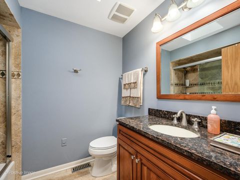 Tiny photo for 9716 S Kingsbury Court, Palos Hills, IL 60465 (MLS # 12601190)