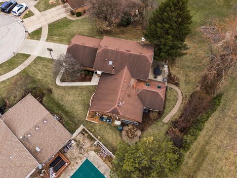 Tiny photo for 9716 S Kingsbury Court, Palos Hills, IL 60465 (MLS # 12601190)