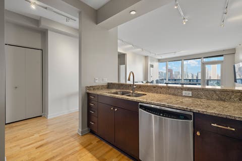 Tiny photo for 1211 S Prairie Avenue #3205, Chicago, IL 60605 (MLS # 12701392)
