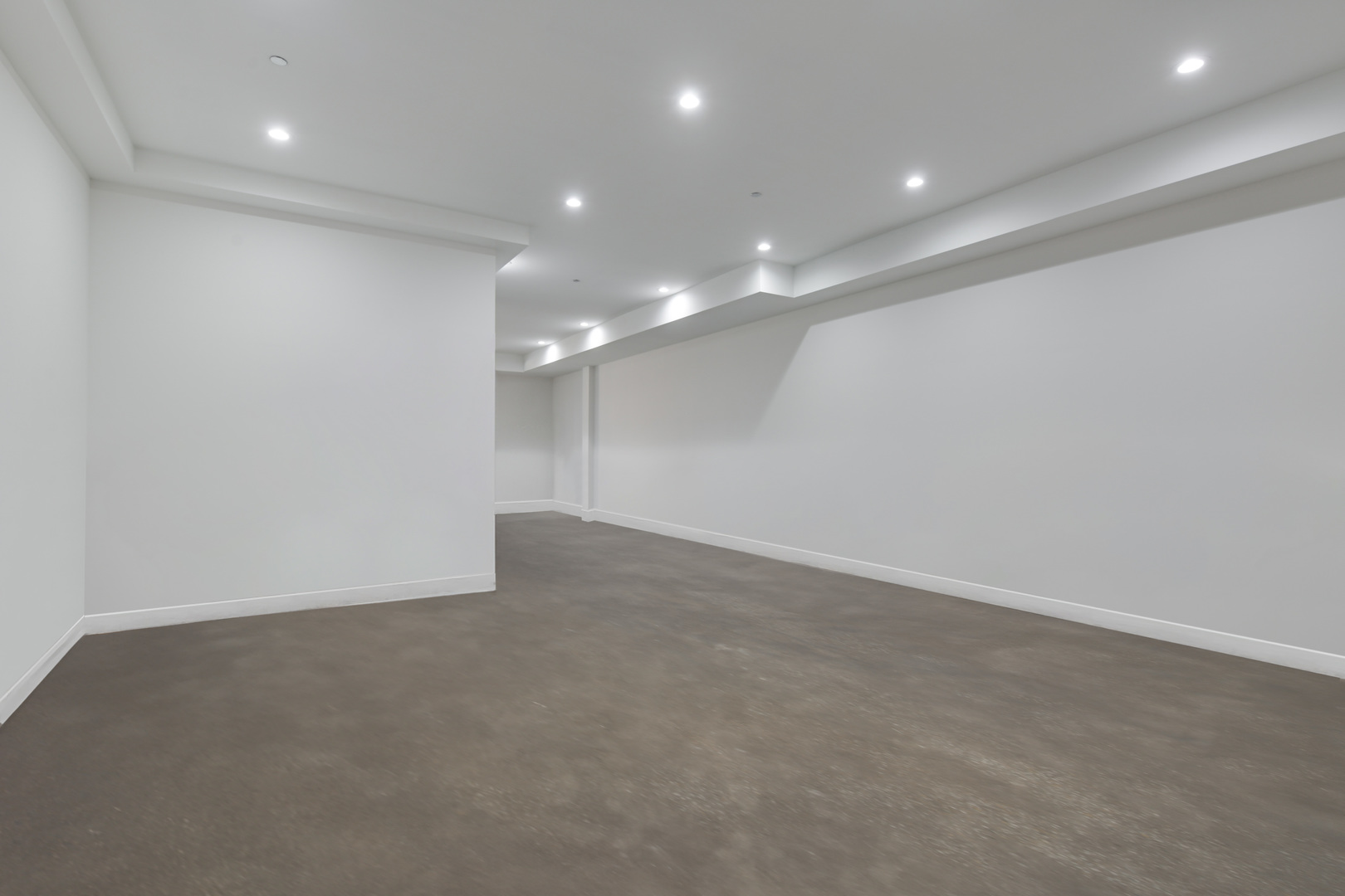 2031 W Belmont Avenue 1A