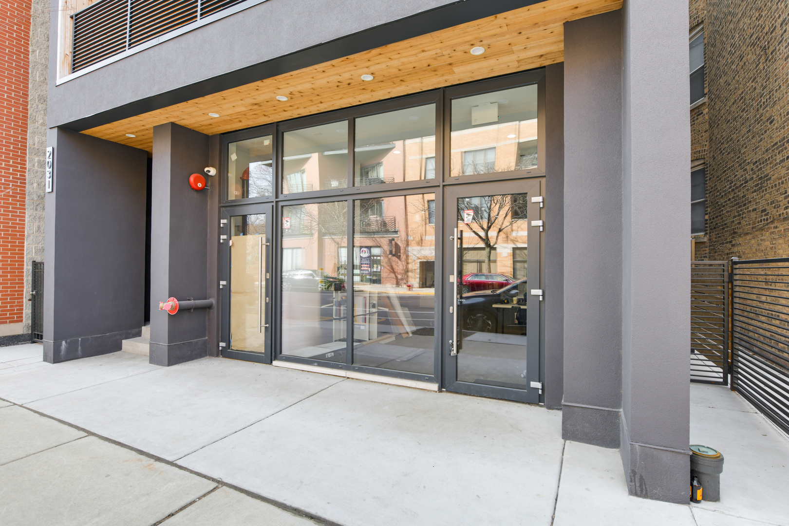 2031 W Belmont Avenue 1A