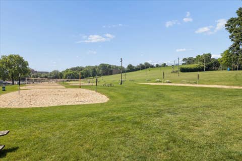 Tiny photo for 1607 Maple Terrace #2C, Lisle, IL 60532 (MLS # 12698409)