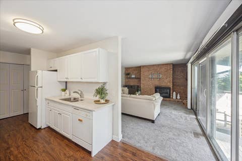 Tiny photo for 1607 Maple Terrace #2C, Lisle, IL 60532 (MLS # 12698409)