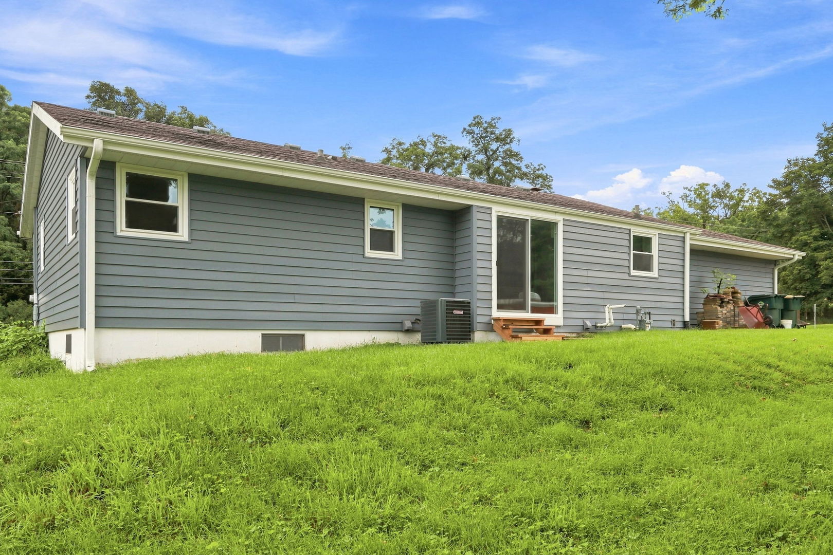 544 Sunset Vale