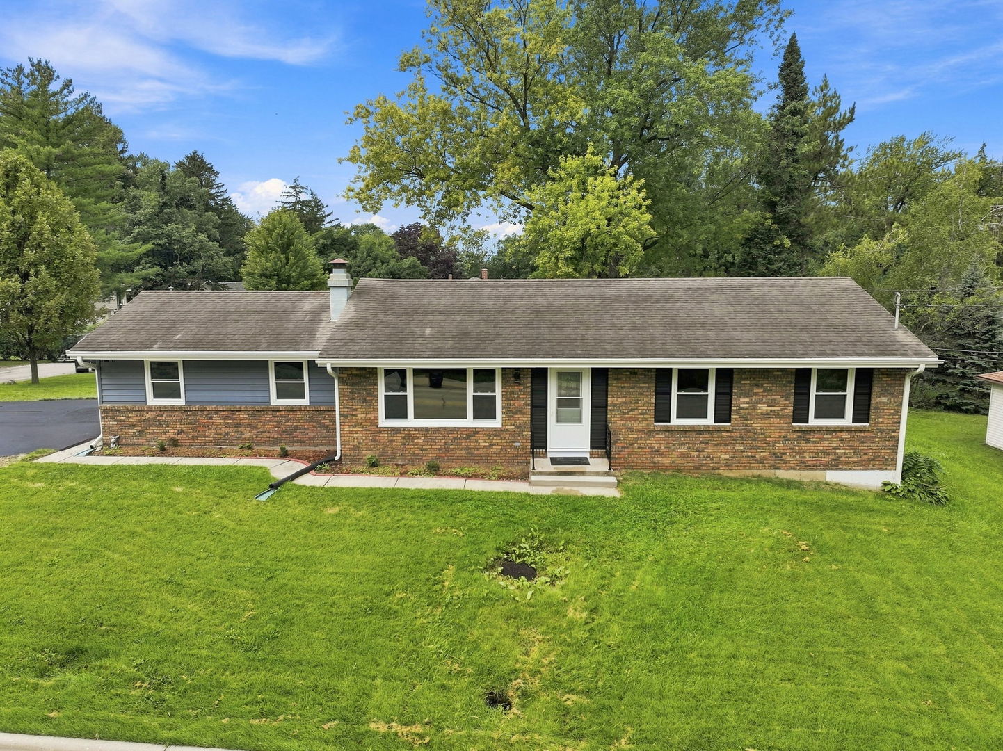 544 Sunset Vale