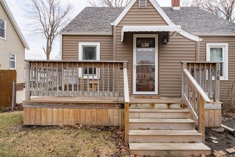 Tiny photo for 126 W Lowell Avenue, Pontiac, IL 61764 (MLS # 12584349)