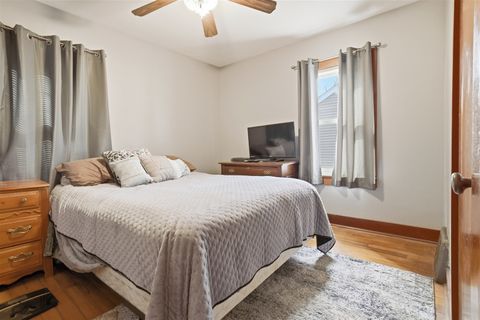 Tiny photo for 126 W Lowell Avenue, Pontiac, IL 61764 (MLS # 12584349)