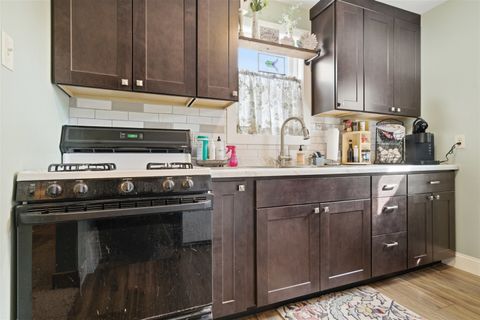 Tiny photo for 126 W Lowell Avenue, Pontiac, IL 61764 (MLS # 12584349)