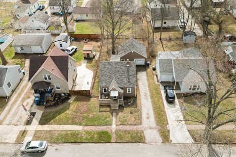 Tiny photo for 126 W Lowell Avenue, Pontiac, IL 61764 (MLS # 12584349)