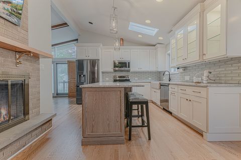 Tiny photo for 818 S Villa Avenue, Villa Park, IL 60181 (MLS # 12487230)